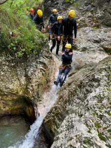 Kaňoning v Slovinsku na Potoku Sušec